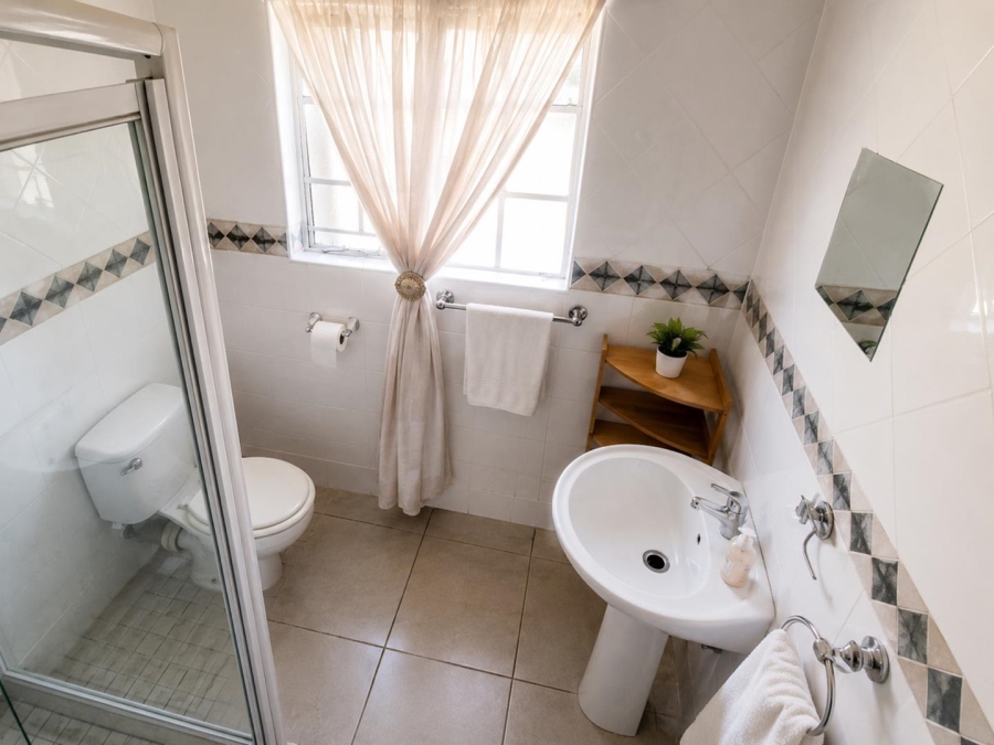 5 Bedroom Property for Sale in Ladybrand Free State